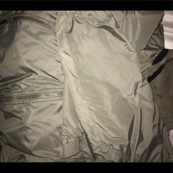 Columbia Track Bomber Jacket (Olive Color) - Picture 4 of 4